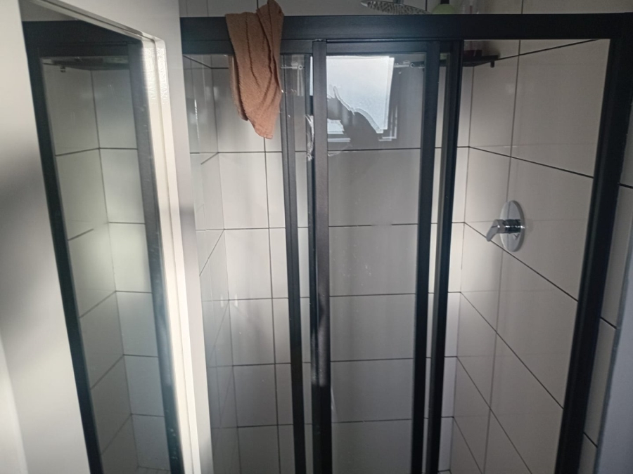 To Let 2 Bedroom Property for Rent in Table View Western Cape
